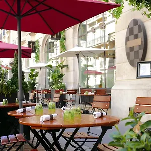 Sofitel Arc De Triomphe פריז