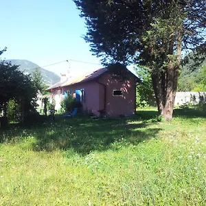 https://la-pyrene-maison-de-vacances.midi-pyreneeshotels.com